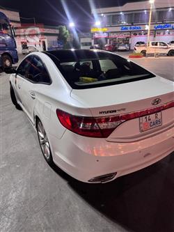 هيونداي أزيرا